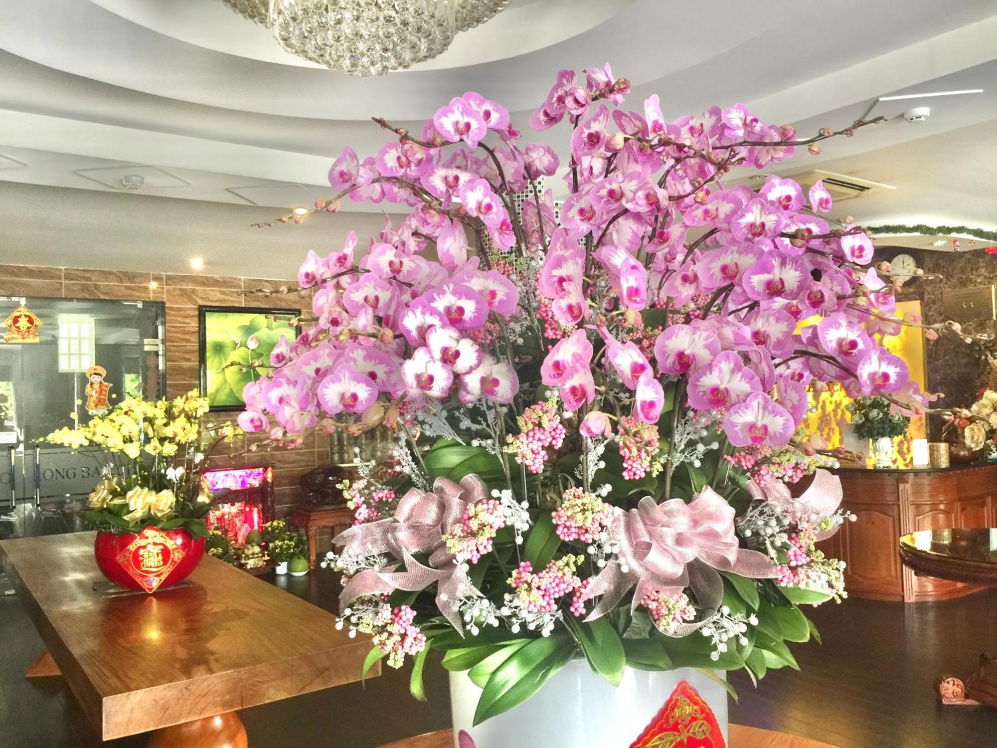 Long Bao Chau Hotel Thu Dau Mot Екстер'єр фото