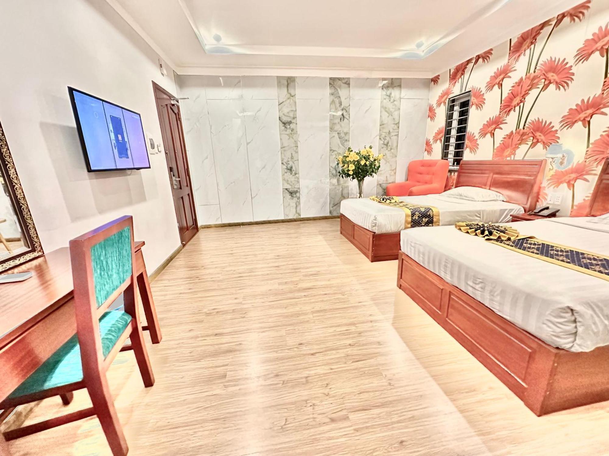 Long Bao Chau Hotel Thu Dau Mot Екстер'єр фото