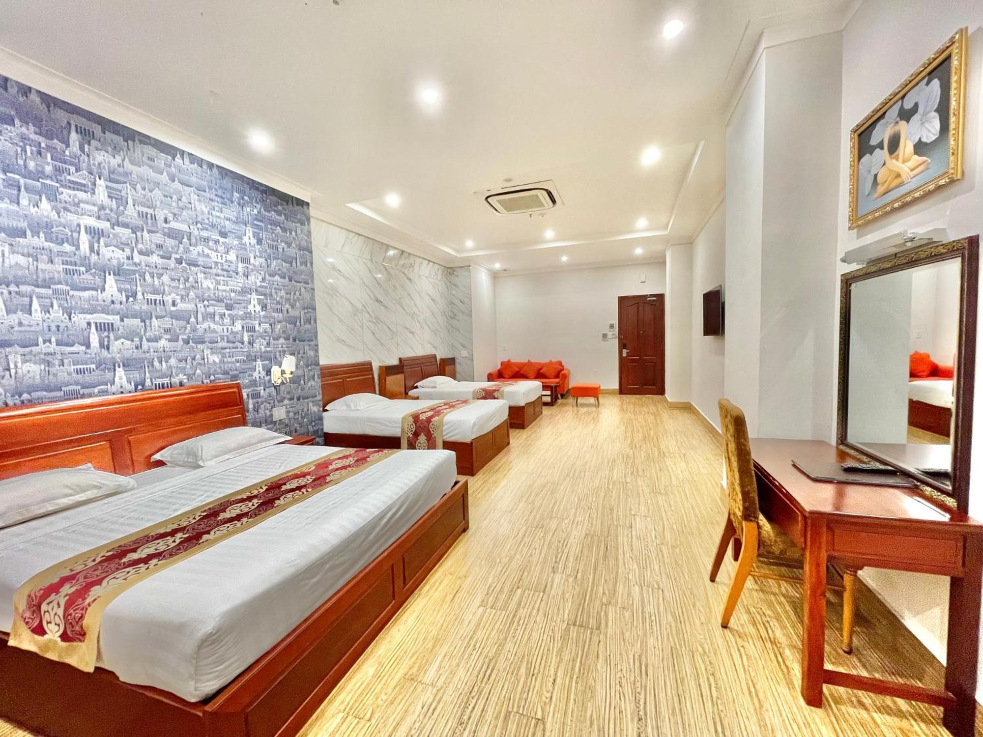 Long Bao Chau Hotel Thu Dau Mot Екстер'єр фото