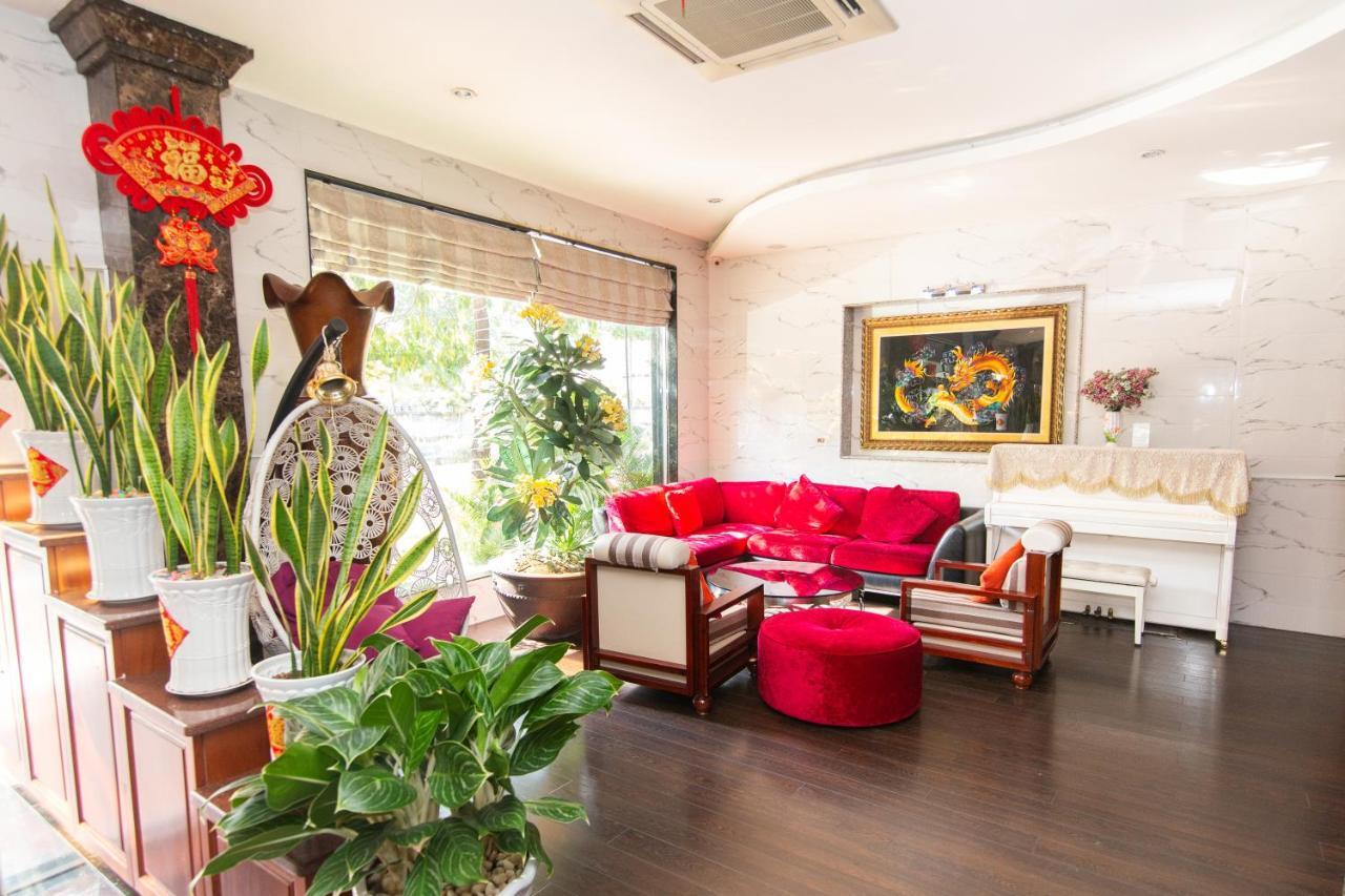 Long Bao Chau Hotel Thu Dau Mot Екстер'єр фото
